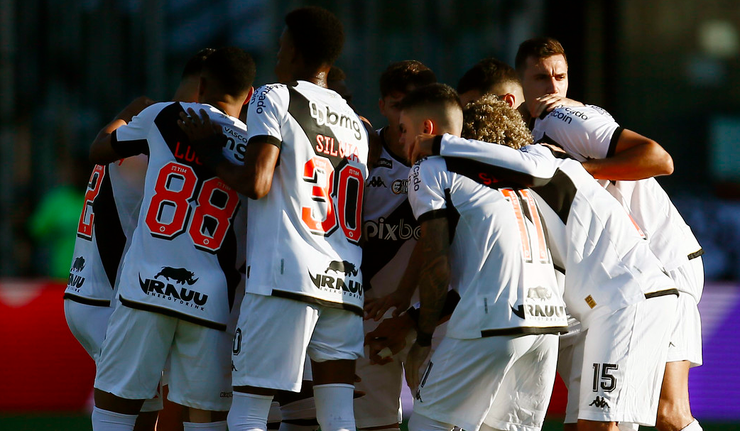 Titular Do Vasco Pode Ficar De Fora Contra O Goi S Entenda