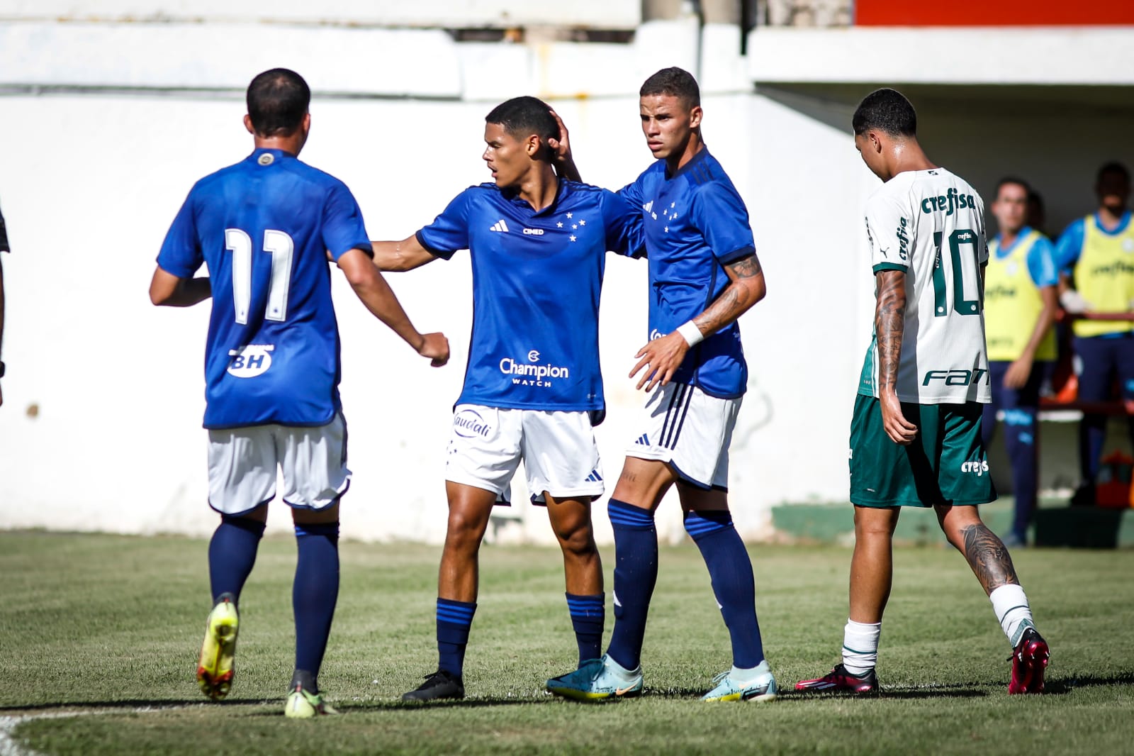 Cruzeiro Vence Fortaleza E Se Aproxima Do G No Brasileir O Sub