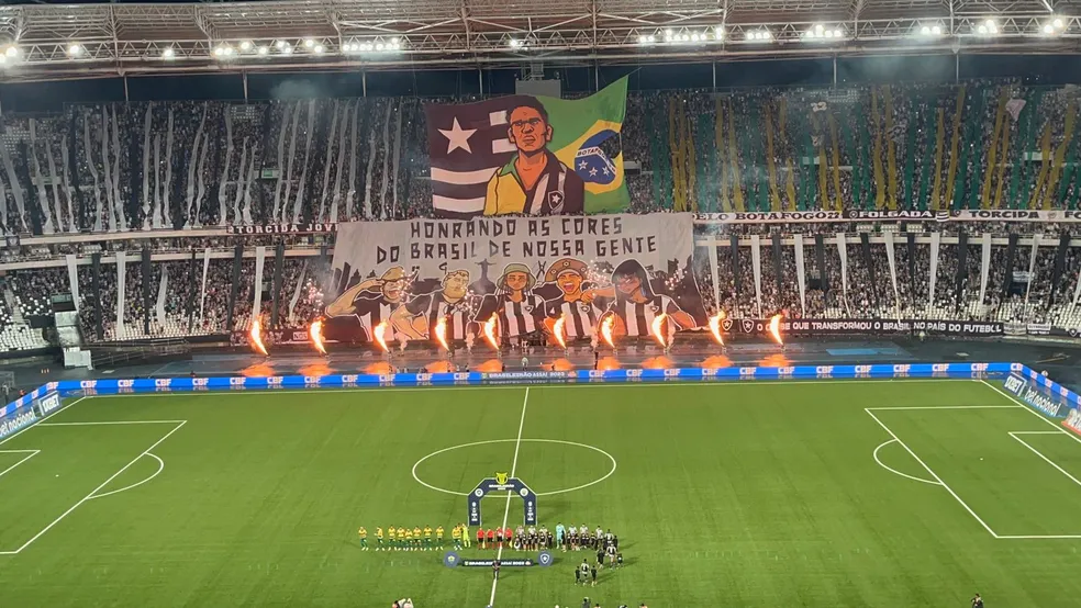 Veja Imagens Do Mosaico Feito Pela Torcida Do Botafogo Em Homenagem A