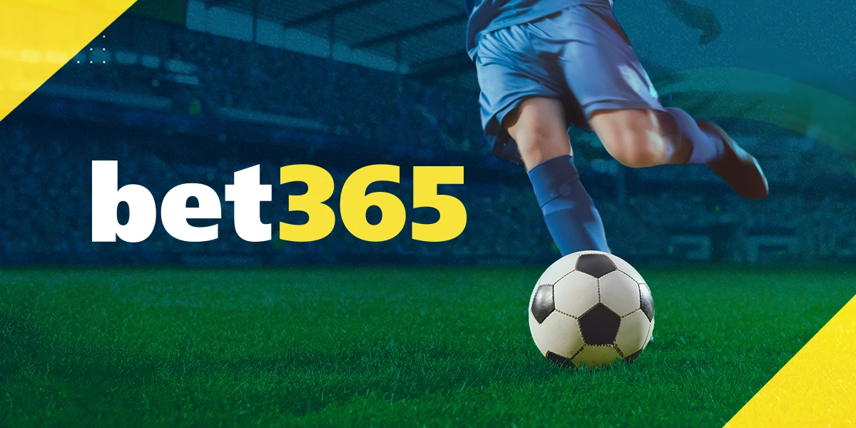 Imagem mostra bola jogador em campo, com bola no pé, ao lado da logomarca da Bet365