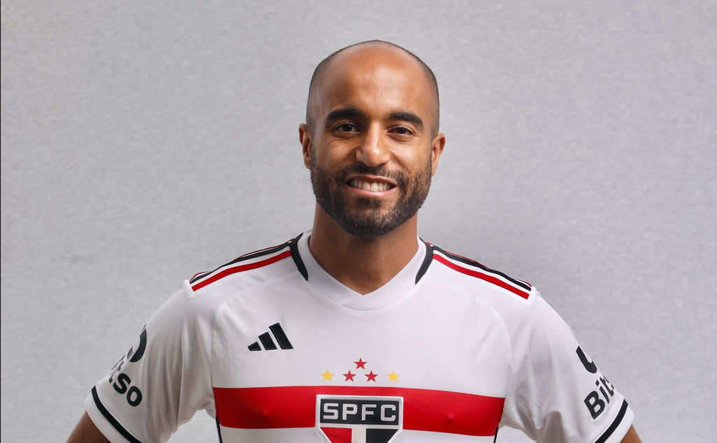 RaatjeFC on X: Lucas Moura has officially signed for Brazilian