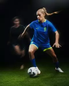 Seleção Brasileira feminina ganha novos uniformes; veja
