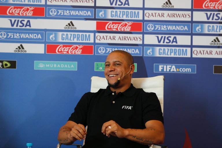 Roberto Carlos comenta contratação de Endrick pelo Real Madrid: "jogará no maior do mundo"