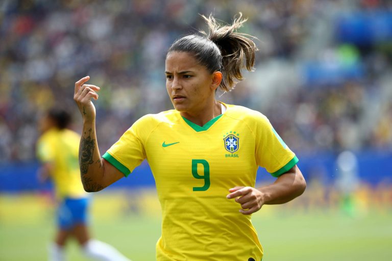 The Best: Debinha é 6ª melhor do mundo; Pia fica em 3º entre técnicas