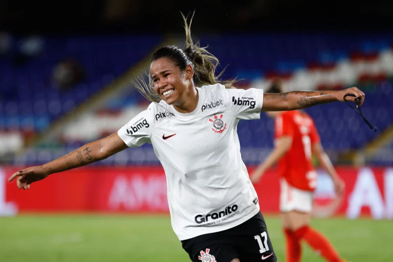 Vic Albuquerque, do Corinthians feminino. Foto: Rodrigo Gazzanel/Agência Corinthians