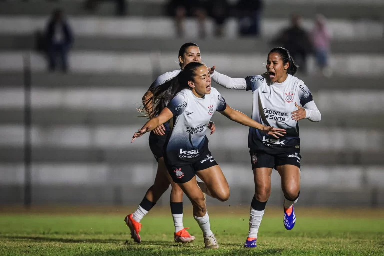 Corinthians feminino, as Brabas. Foto: Pedro Zacchi/Agência Paulistão