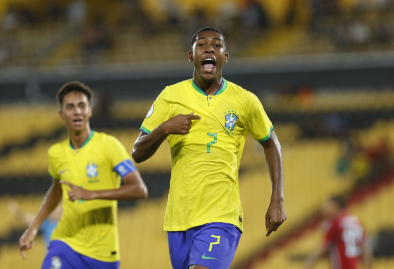 Joia do Vasco da Gama é destaque na vitória da Seleção Brasileira Sub-17