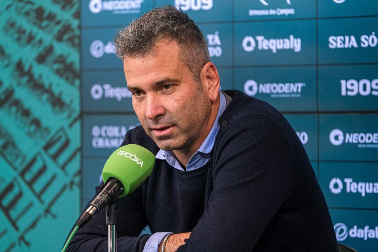 Artur Moraes, diretor de futebol do Coritiba. Foto: Gabriel Thá/Coritiba