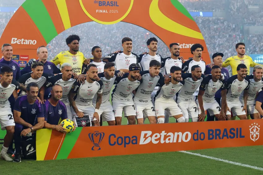 Jogadores do Corinthians na final da Copa do Brasil 2025