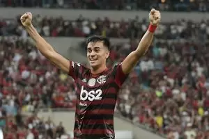 Reiner comemora gol do Flamengo contra o Atlético-MG