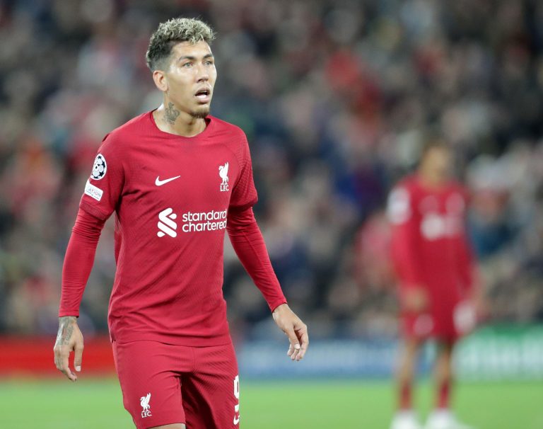 Roberto Firmino, em campo pelo Liverpool