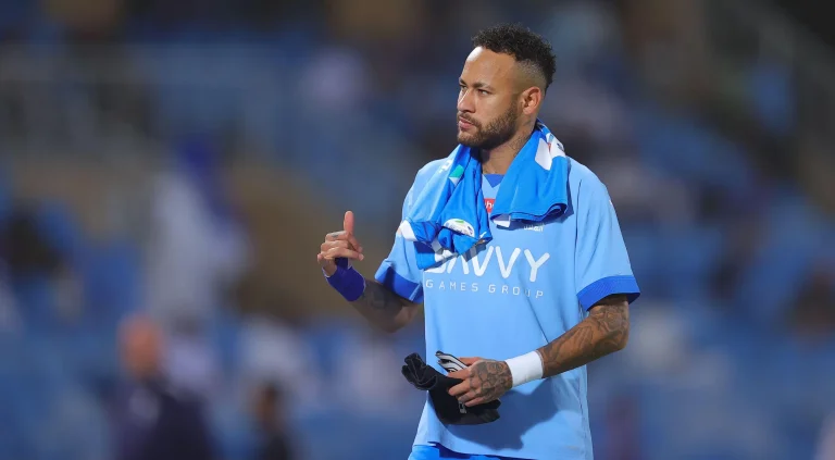 Neymar, camisa 10 do Al-Hilal. Foto: Stringer/Power Sport Images Ltd/Alamy Live News