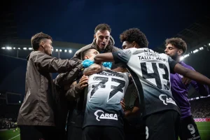 Time do Corinthians no Paulistão 2025. Foto: Ronaldo Barreto/TheNEWS2/ZUMA Press Wire/Alamy Stock Photo