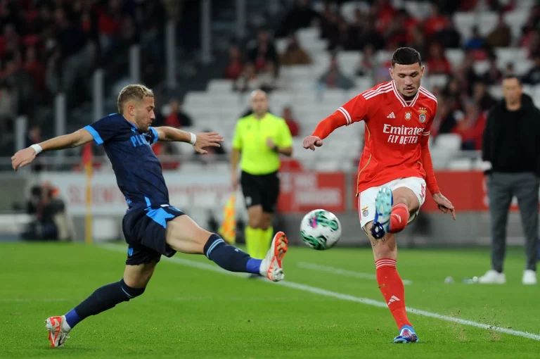 Benfica 2 x 0 Famalicão, 4º round da Taça Portugal 23/24. Foto: Álvaro Isidoro/Global Imagens/Atlantico Press/Alamy Stock Photo