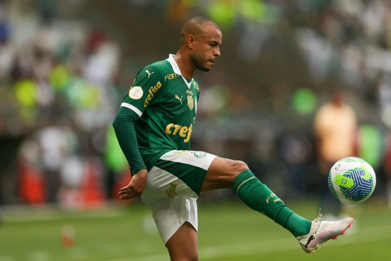 Mayke, lateral-direito do Palmeiras. Foto: Daniel Castelo Branco/DiaEsportivo/Alamy Live News