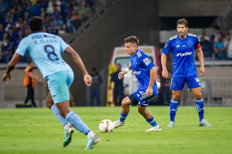 Cruzeiro na Sul-Americana 2024. Foto: Fernando Moreno/AGIF/Sipa USA/Alamy Live News