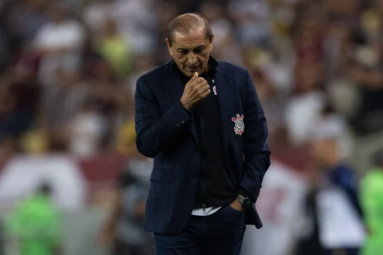 Ramón Díaz, técnico do Corinthians. Foto: Ruano Carneiro/Alamy Live News