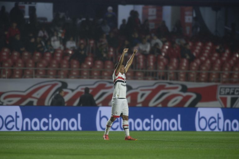 William Gomes marcou seu primeiro gol no profissional do São Paulo. Foto: AGIF / Alamy Stock Photo