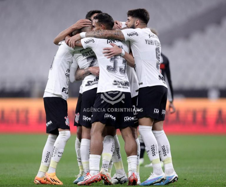 Corinthians pode ter o retorno de três titulares para enfrentar o Inter; saiba quais