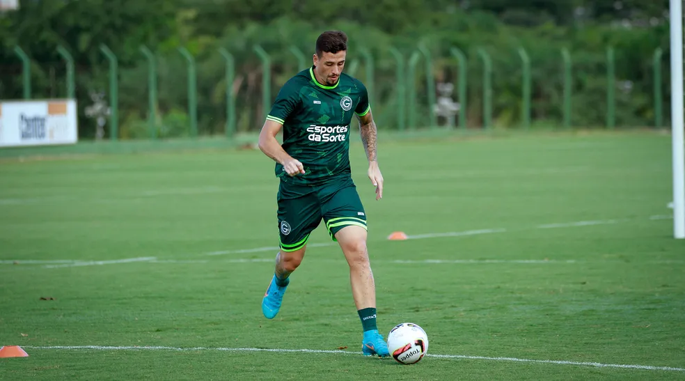 Matheus Peixoto, centroavante do Goiás. Foto: Rosiron Rodrigues/Goiás E.C. 