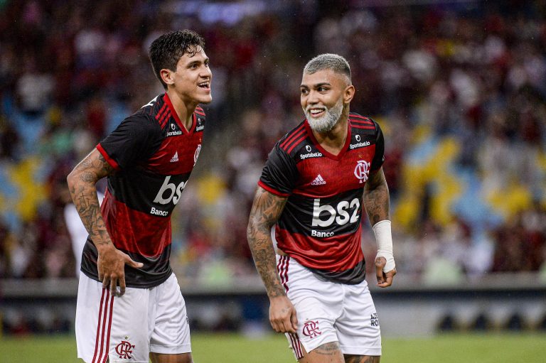 Gabigol e Pedro lado a lado contra o Boavista, em 2020