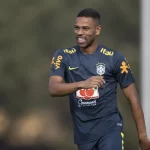Renan Lodi criticou a atual convocação da Seleção Brasileira