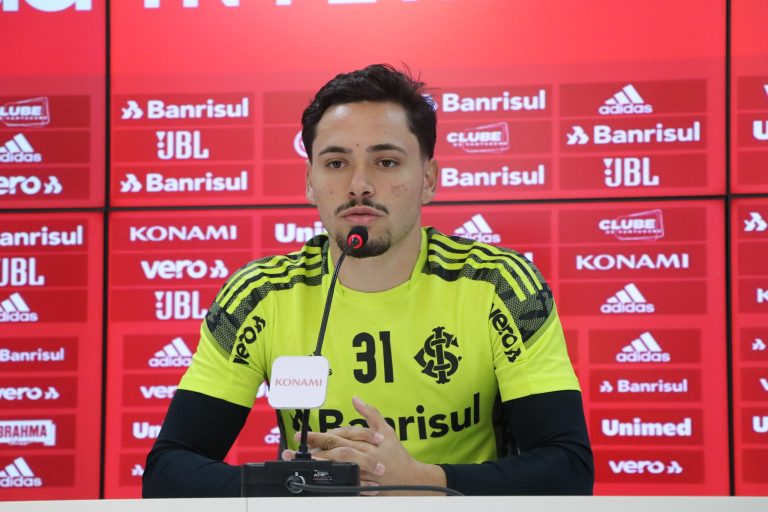 Maurício Internacional