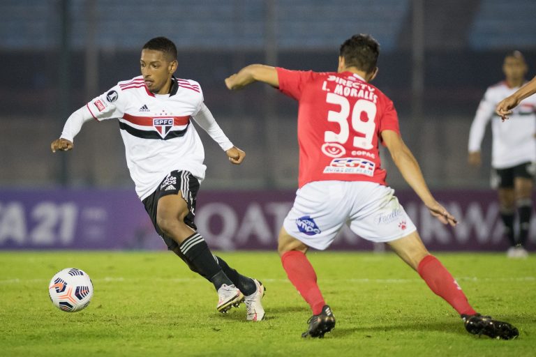 São Paulo e Rentistas, em campo pela Libertadores de 2021