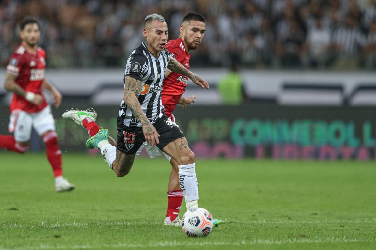 Atlético-MG e River Plate, em campo pela Libertadores de 2021