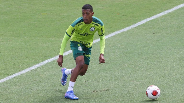 Vanderlan, lateral-esquerdo do Palmeiras