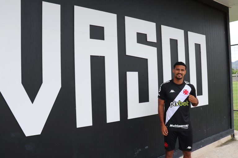 Gabriel Dias retorna aos treinamentos visando a temporada 2023