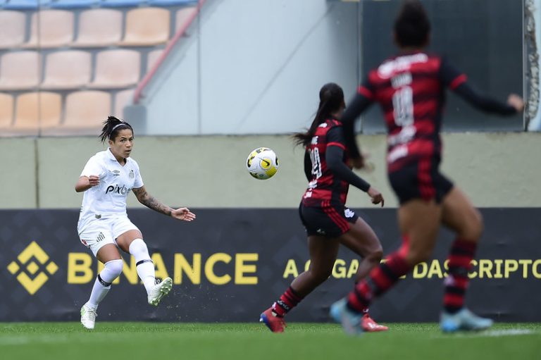 Santos e Flamengo disputam primeira partida do Brasileirão Feminino 2023. Foto: Mauro Horita/CBF