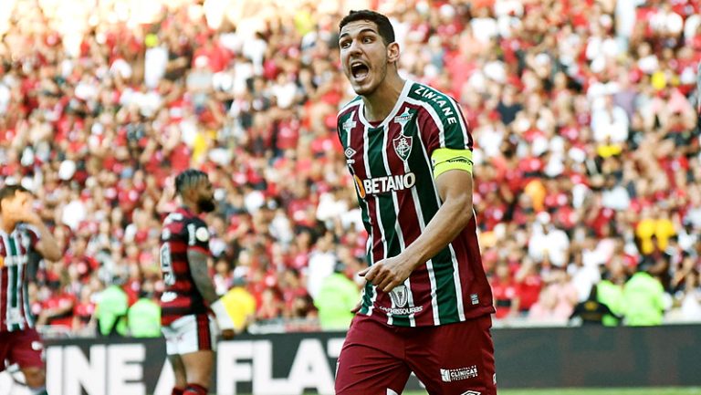 Nino completará 200 jogos com a camisa do Fluminense