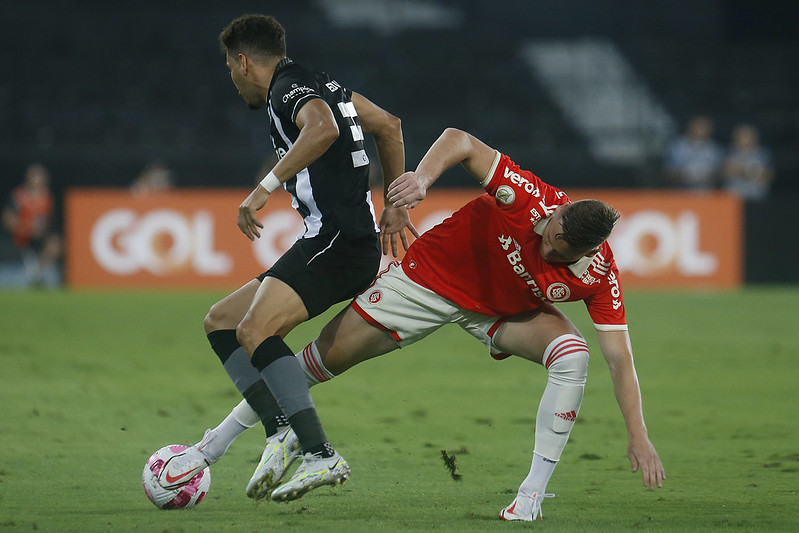 Onde assistir o jogo Botafogo x Internacional hoje, sábado, 12