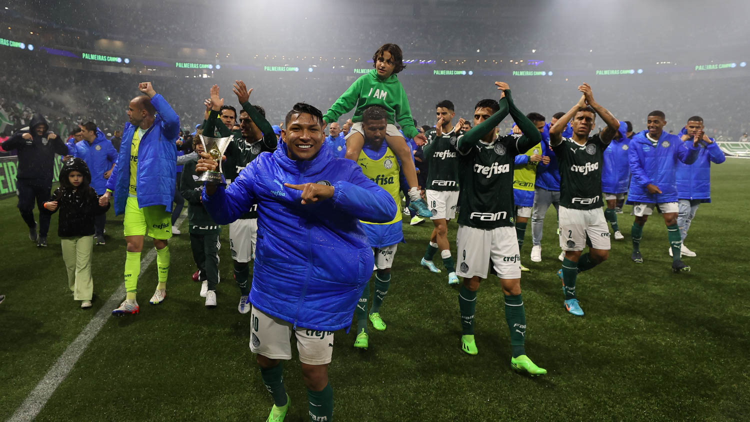 Palmeiras comemora a conquista do Campeonato Brasileiro em jogo contra o Fortaleza. Foto: Cesar Greco/SE Palmeiras.