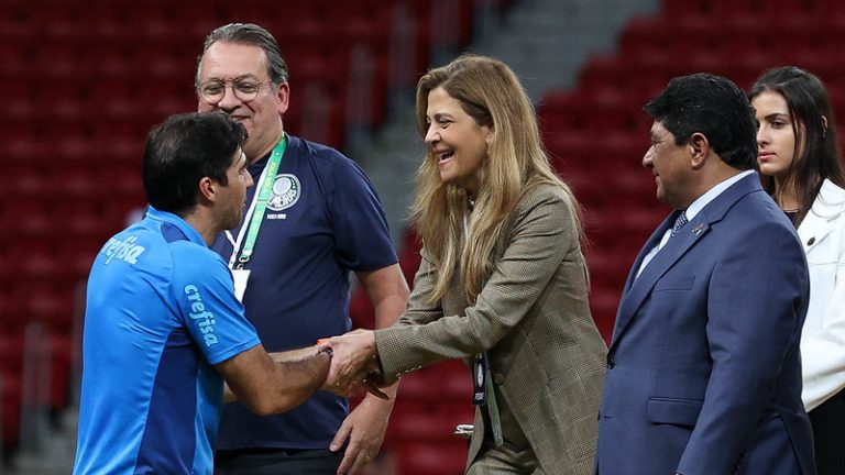 Leila Pereira, presidente do Palmeiras, e Abel Ferreira, técnico do Palmeiras. Foto: Cesar Greco/Palmeiras