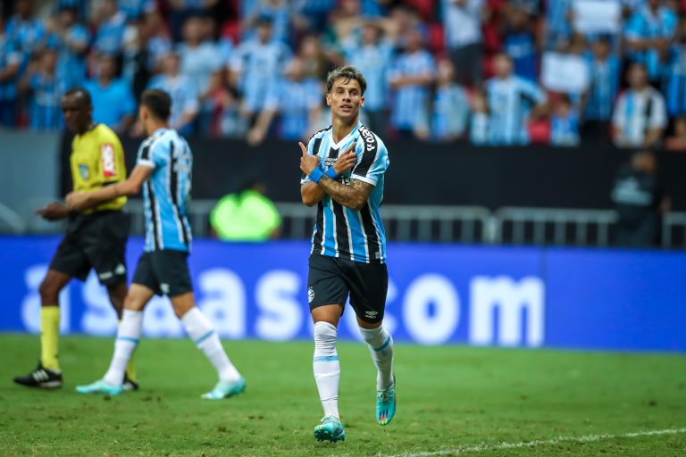 Gremio x Campinense