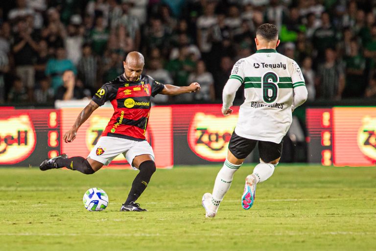 Sport e Coritiba decidem vaga nas oitavas da final da Copa do Brasil nesta quarta (26). Foto: Reprodução/Sport CR