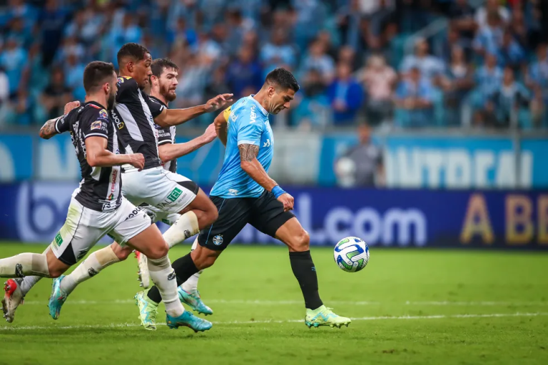 Renato Gaúcho cita Gabigol e tranquiliza Suárez por ‘primeiro jejum’ com a camisa do Grêmio