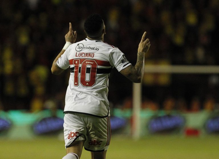 Após vitória do São Paulo fora de casa, diante do Sport, na Copa do Brasil, Luciano adota cautela: “Não tem nada definido”