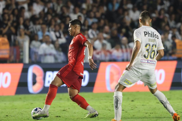 Santos 1 x 1 Internacional, 9ª rodada do Brasileirão 2023. Foto: Ricardo Duarte/SC Internacional