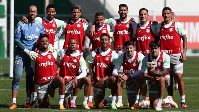 Parte do elenco do Palmeiras. Foto: Cesar Greco/Palmeiras