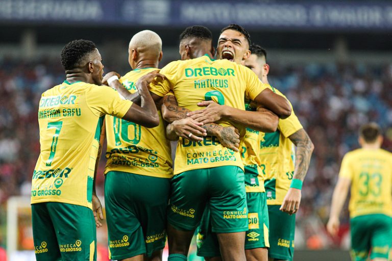 Cuiabá 3 x 0 Flamengo, pela 18ª rodada do Brasileirão 2023. Foto: AssCom Dourado