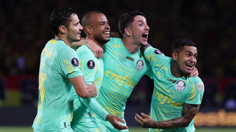 Raphael Veiga, Mayke, Piquerez e Dudu no jogo Deportivo Pereira 0 x 4 Palmeiras, na Libertadores 2023. Foto: Cesar Greco/Palmeiras