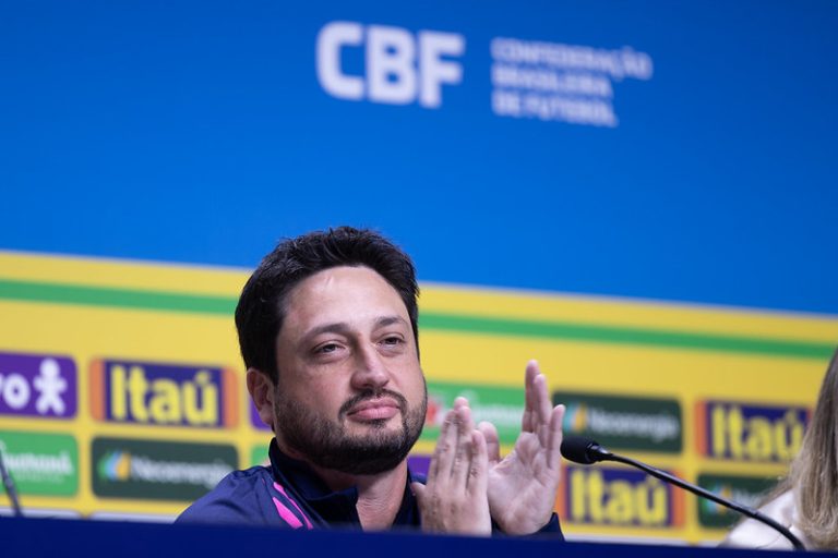 Arthur Elias, técnico da seleção brasileira feminina. Foto: Thais Magalhães/CBF