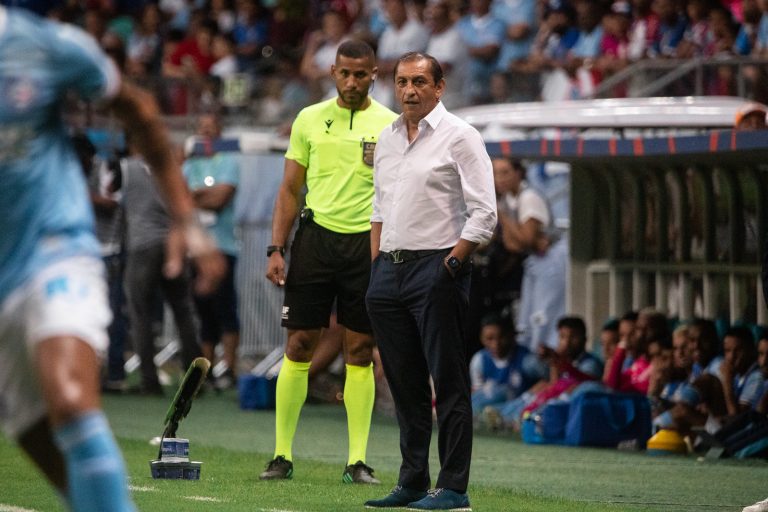 Saiba o que o técnico Ramón Díaz falou sobre a chance de rebaixamento do Vasco