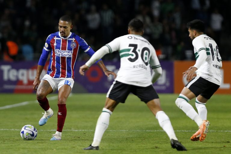 Coritiba 2 x 4 Bahia, 23ª rodada do Brasileirão 2023. Foto: Felipe Oliveira/EC Bahia