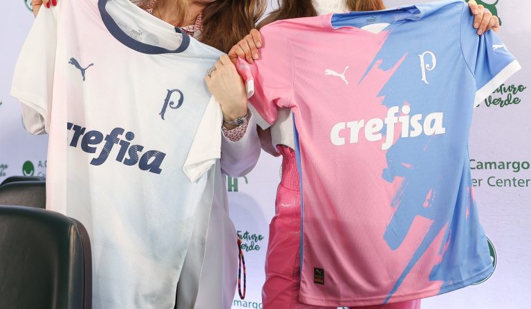 Camisa do Palmeiras para o Outubro Rosa e Novembro Azul. Foto: Fabio Menotti/Palmeiras