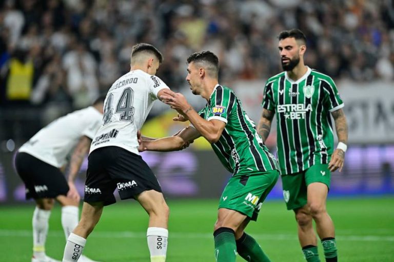 Corinthians e América-MG empataram em 1 a 1