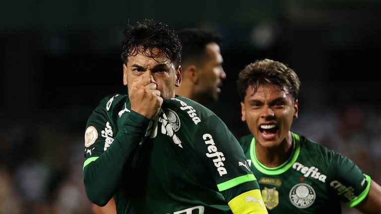 Gustavo Gómez e Richard Ríos em Coritiba 0 x 2 Palmeiras, pela 28ª rodada do Brasileirão. Foto: Cesar Greco/Palmeiras